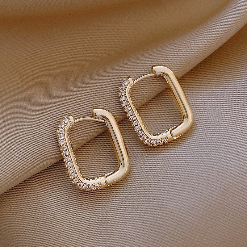 2021 New Classic Copper Alloy Smooth Metal Hoop Earrings For Woman Fashion Korean Jewelry Temperament Girl&#39;s Daily Wear earrings