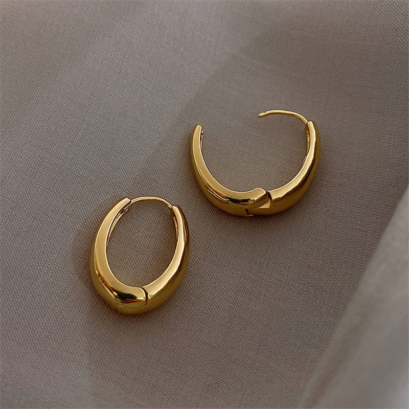 2021 New Classic Copper Alloy Smooth Metal Hoop Earrings For Woman Fashion Korean Jewelry Temperament Girl&#39;s Daily Wear earrings