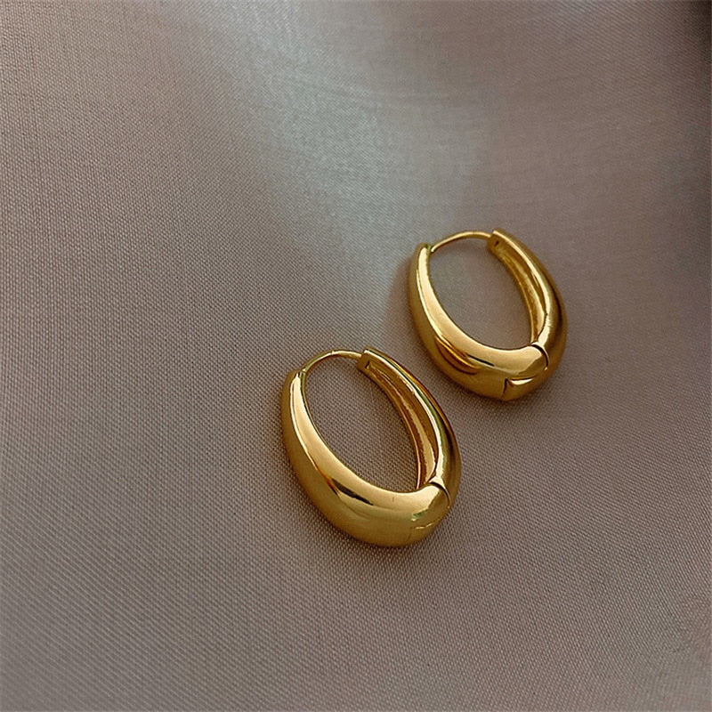 2021 New Classic Copper Alloy Smooth Metal Hoop Earrings For Woman Fashion Korean Jewelry Temperament Girl&#39;s Daily Wear earrings